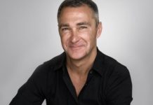Iain Hutchison, Digitain: entendendo a influência da tecnologia Iain Hutchison digitain