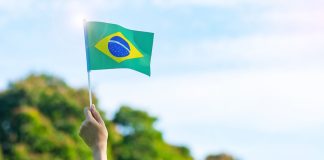 Betby chega ao Brasil ao fechar parceria com Weebet betby