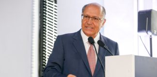 Alckmin segue Lula e diz que apostas devem ser proibidas se regulamentação não for suficiente Alckmin