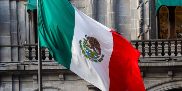 Clube mexicano afasta 10 jogadores por possível fraude em apostas