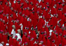 Imagem do conclave para falar sobre a oferta de novo Papa na Flabet