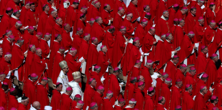 FlaBet alega erro operacional em oferta de apostas no próximo Papa; Fazenda inicia fiscalização Imagem do conclave para falar sobre a oferta de novo Papa na Flabet