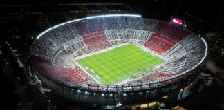 Betano torna-se a nova patrocinadora máster do River Plate Imagem aérea do Estádio Monumental, casa do River Plate, clube patrocinado pela Betano