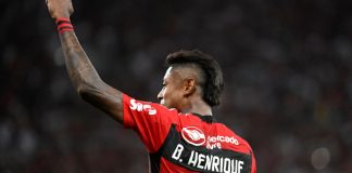 Bruno Henrique: defesa alega que forçar cartão não é crime