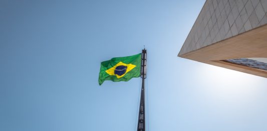 Bandeira do Brasil para destacar restrições nas apostas on-line