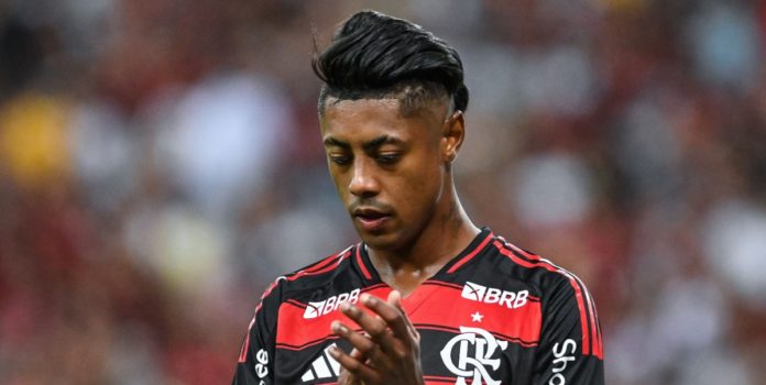 Suspeito de manipulação, Bruno Henrique presta depoimento ao STJD Imagem de Bruno Henrique, atacante do Flamengo suspeito de manipulação, que prestou depoimento ao STJD