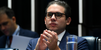 Congresso avisa governo que MP para compensar IOF não será aprovada Foto de Hugo Motta