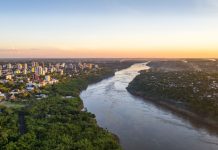 De olho no mercado latino-americano, TG Lab inaugura novo escritório no Brasil Foto de Foz do Iguaçu para falar sobre o lançamento do novo escritório da TG Lab