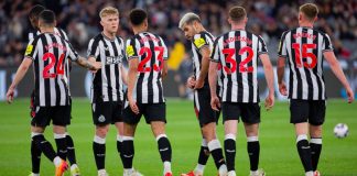 Restrição a operadores de apostas deve causar queda de 38% em patrocínios na Premier League Imagem de equipe da Premier League para falar da restrição de patrocínios de apostas no espaço máster, que entra em vigor em 2025/2026