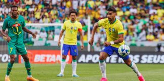 Imagem de Lucas Paquetá com a camisa da Seleção Brasileira