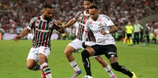 Santos promove palestra de conscientização contra manipulação de resultados Foto de partida do Santos contra o Fluminense