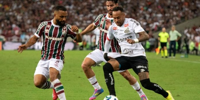 Foto de partida do Santos contra o Fluminense