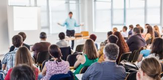 Imagem de um workshop para falar sobre a ação da Superbet