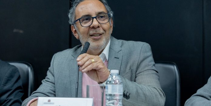 alesp-debate-dependência-apostas-online- Rômulo Fernandes no ato de lançamento da Frente Parlamentar de Combate e Tratamento do Transtorno do Jogo