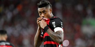 STJD determina suspensão temporária e multa em dinheiro para Bruno Henrique Bruno Henrique, atacante do Flamengo