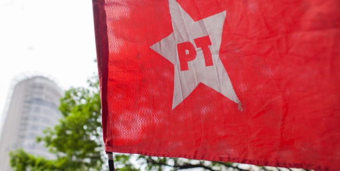 PT-apresenta-PL-que-sobe-para-24%-impostos-sobre-bets Governo PT apresenta PL que sobe para 24% impostos sobre bets