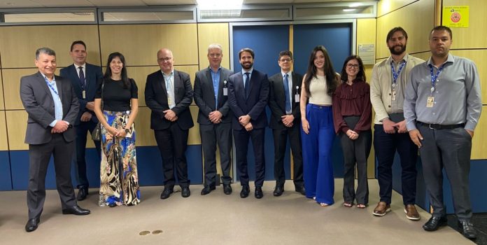 anjl,-anatel-e-spa-iniciam-execução-do-acordo-de-cooperação-técnica Representantes da ANJL, Anatel e SPA após encontro