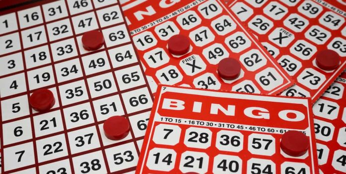 Bingo-Cartela Cartela vermelha de bingo.