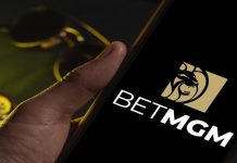 BetMGM vai implementar política de tolerância zero contra assédio a atletas Celular mostrando a tela do aplicativo da BetMGM.