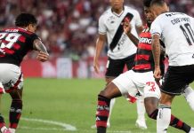 Michel Mattar, professor da FIA, comenta sobre menos casas de apostas estarem patrocinando clubes do Brasileirão Jogadores de Flamengo e Vasco disputam a bola.