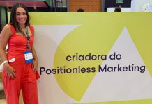 SBC Summit Rio 2026: Heloísa Bianchi chega à Optimove para impulsionar parcerias na LatAm Heloísa Bianchi em frente ao estande da Optimove no SBC Summit Rio 2026