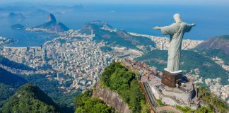 Fabíola Esteves assume presidência da LOTERJ após saída de Hazenclever Lopes Cançado Cristo Redentor visto de cima no Rio de Janeiro, cidade onde está a LOTERJ