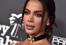 Anitta no Baby2Baby Annual Gala, em Los Angeles, em 2022