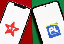 Da esquerda à direita, parlamentares se unem para alterar Lei das Apostas Dois celulares lado a lado com os logos dos partidos PT e PL