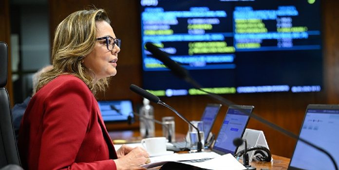 PL-que-destina-parte-do-imposto-sobre-apostas-ao-esporte-militar-avanca-no-Senado Senadora Leila Barros (PDT-DF)