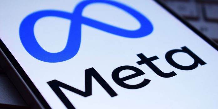 Meta-Cria-Aplicativo-De-Mercado-Preditivo Logotipo da Meta em smartphone.