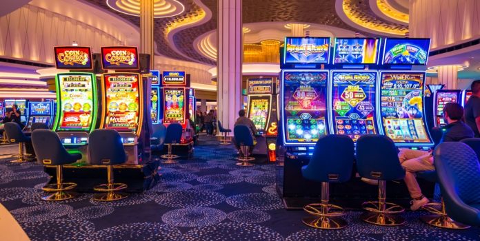 Ministro-do-STF-defende-legalizacao-dos-cassinos-no-Brasil Máquinas caça-níqueis de um cassino em Las Vegas