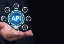 FIRST.bet integra solução de apostas esportivas à plataforma PAM da Pragmatic Solutions Representação visual de integração tecnológica com destaque para API e conexão entre sistemas