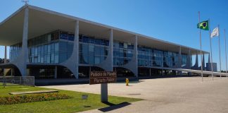 Governo prepara regras para lançar ouvidoria e canal de saúde para casas de apostas em 2026 Foto do Palácio do Planalto, sede oficial do governo do Brasil.