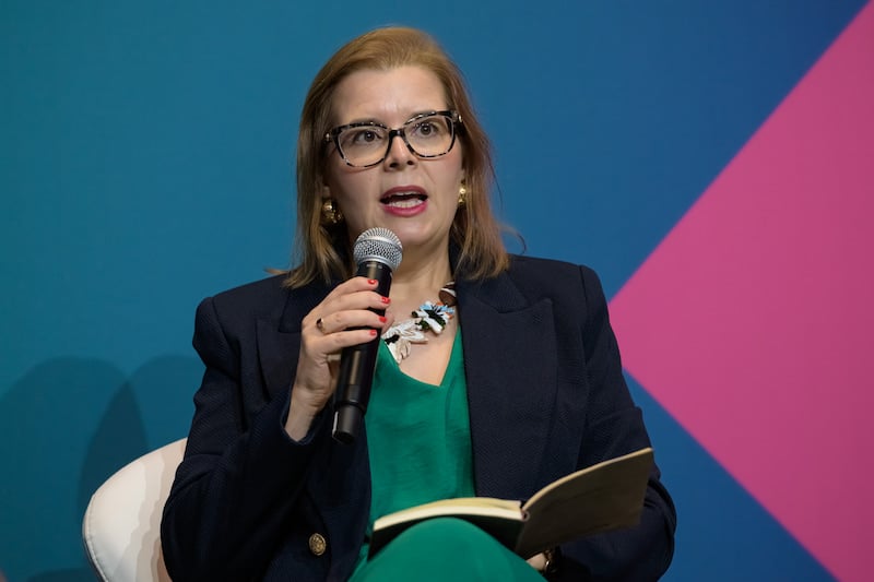 Andrea Carvalho da Entain palestra no SBC Summit 2025.