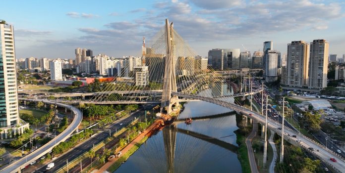 Vista da Ponte Octávio Frias de Oliveira, em São Paulo