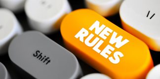 Presidente do Conar afirma que novas regras para apostas respondem a preocupações públicas e governo Teclado com tecla New Rules.