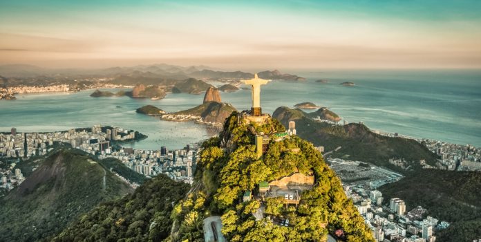 RJ-inclui-protocolo-para-identificação-de-vício-em-apostas-as-consultas-da-Atenção-Primária Vista do Cristo Redentor, no Rio de Janeiro