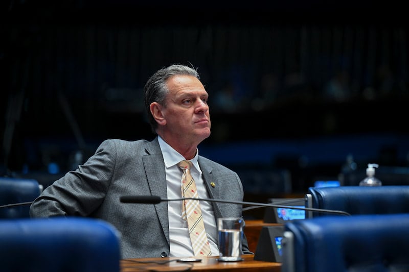 Senador Carlos Fávaro.