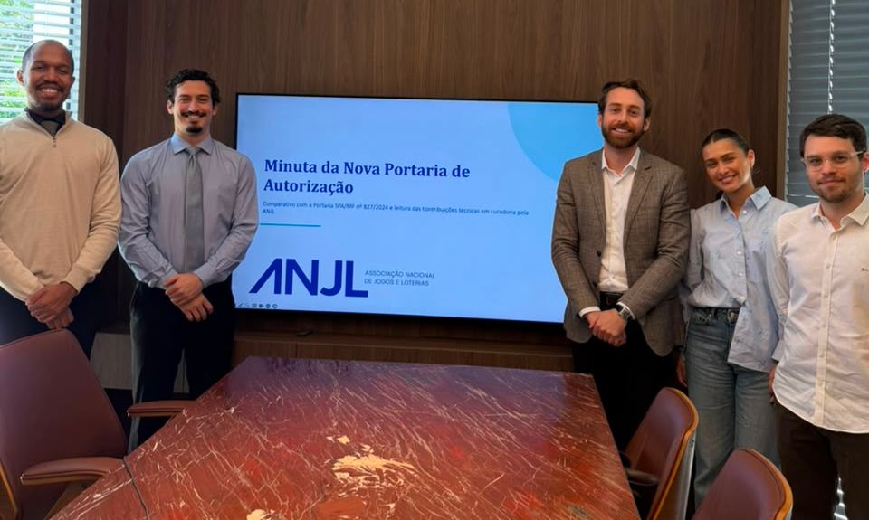 ANJL reúne associados para tratar sobre as novas regras de licenciamento da SPA.
