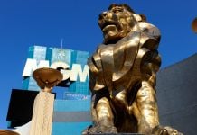 Leão dourado da MGM, em Las Vegas