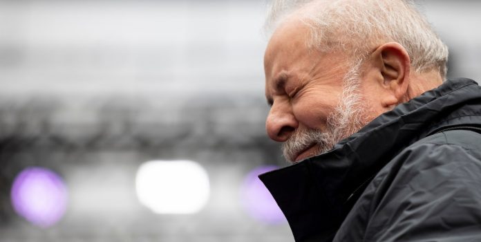 Última pesquisa eleitoral da Palver é péssima para Luiz Inácio Lula da Silva (PT).