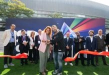 Representantes da SBC e autoridades portuguesas cortam a fita do SBC Summit 2026.