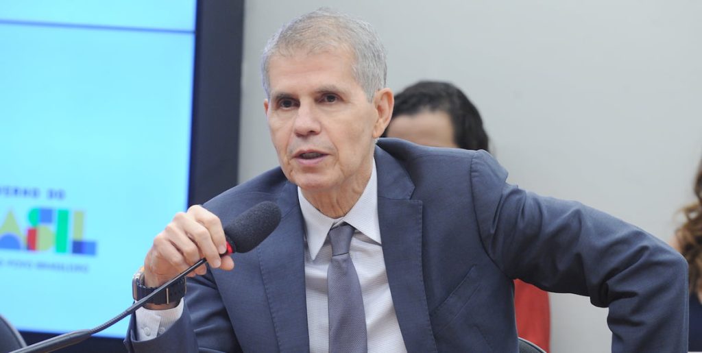Foto de Sidônio Palmeira, ministro da Secom, na Câmara dos Deputados.