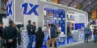 1xBet: um guia para parcerias de afiliados de qualidade na América Latina Estande da 1xBet em uma feira de iGaming no Peru.