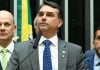 Flávio Bolsonaro discursa no Senado.