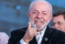 Lula duvida que Congresso derrube medida provisória que proíbe apostas Lula sorri durante a campanha eleitoral.