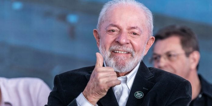 Lula-Duvida-Que-Congresso-Va-Derrubar-MP-Que-Proibe-Apostas Lula sorri durante a campanha eleitoral.